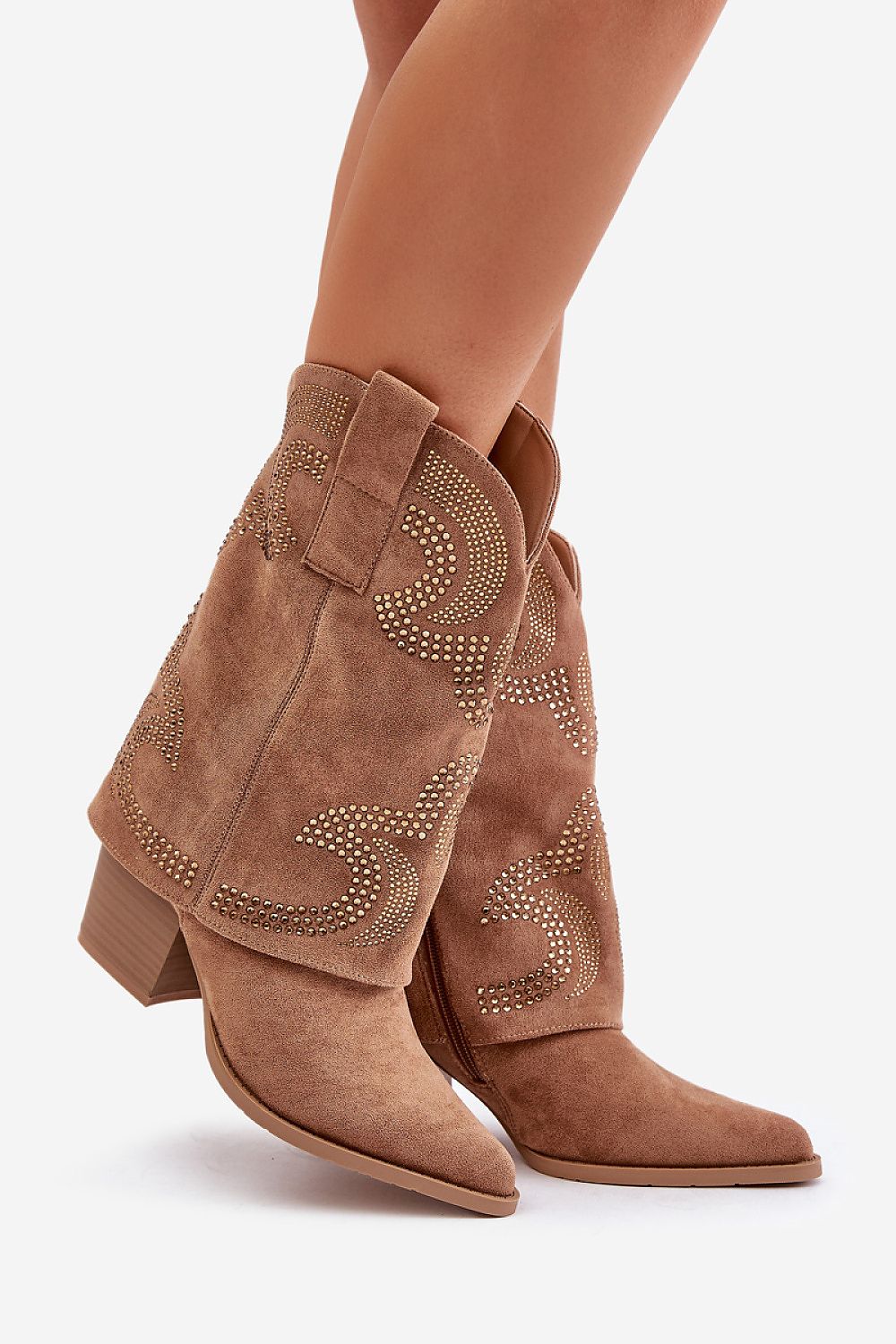 Heeled boots model 202168 Step in style