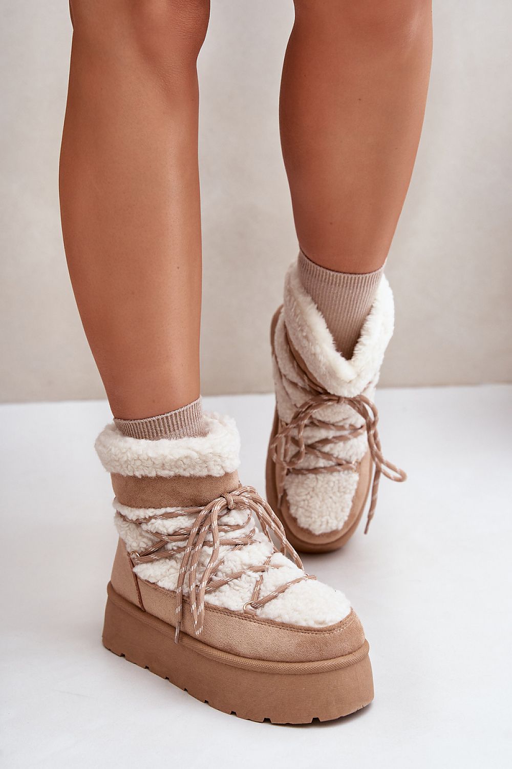snow boots model 202185 Step in style
