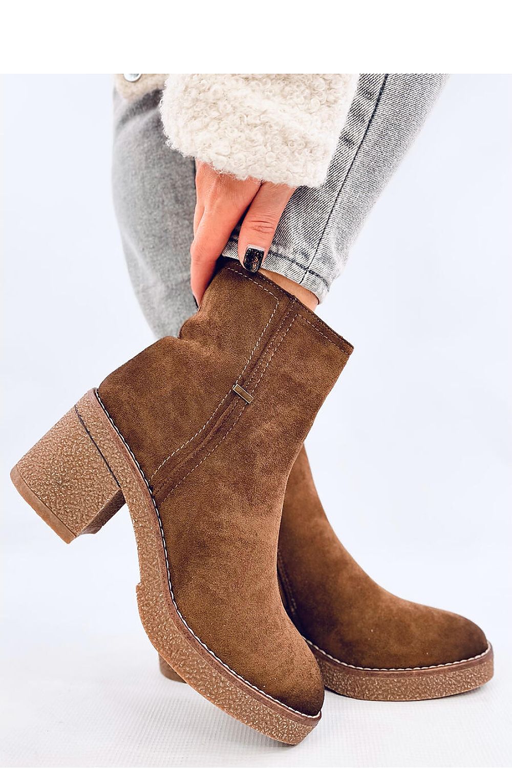 Heeled boots model 202336 Inello