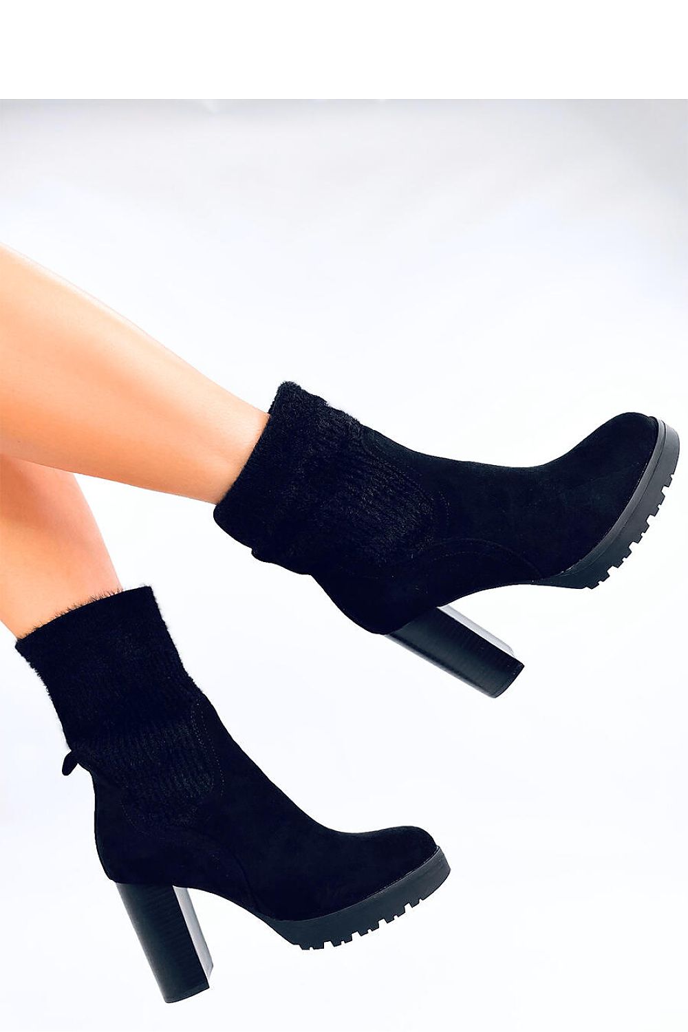 Heeled boots model 202352 Inello