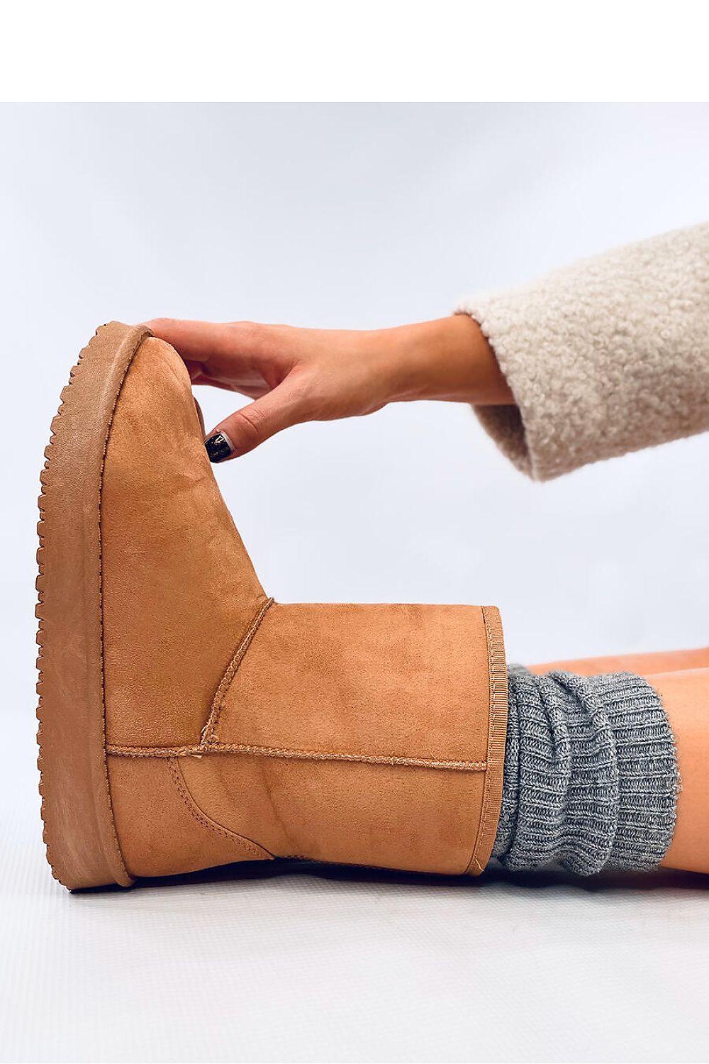 snow boots model 202353 Inello