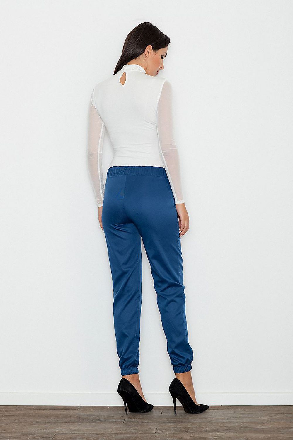 Women's pants model 111105 Figl