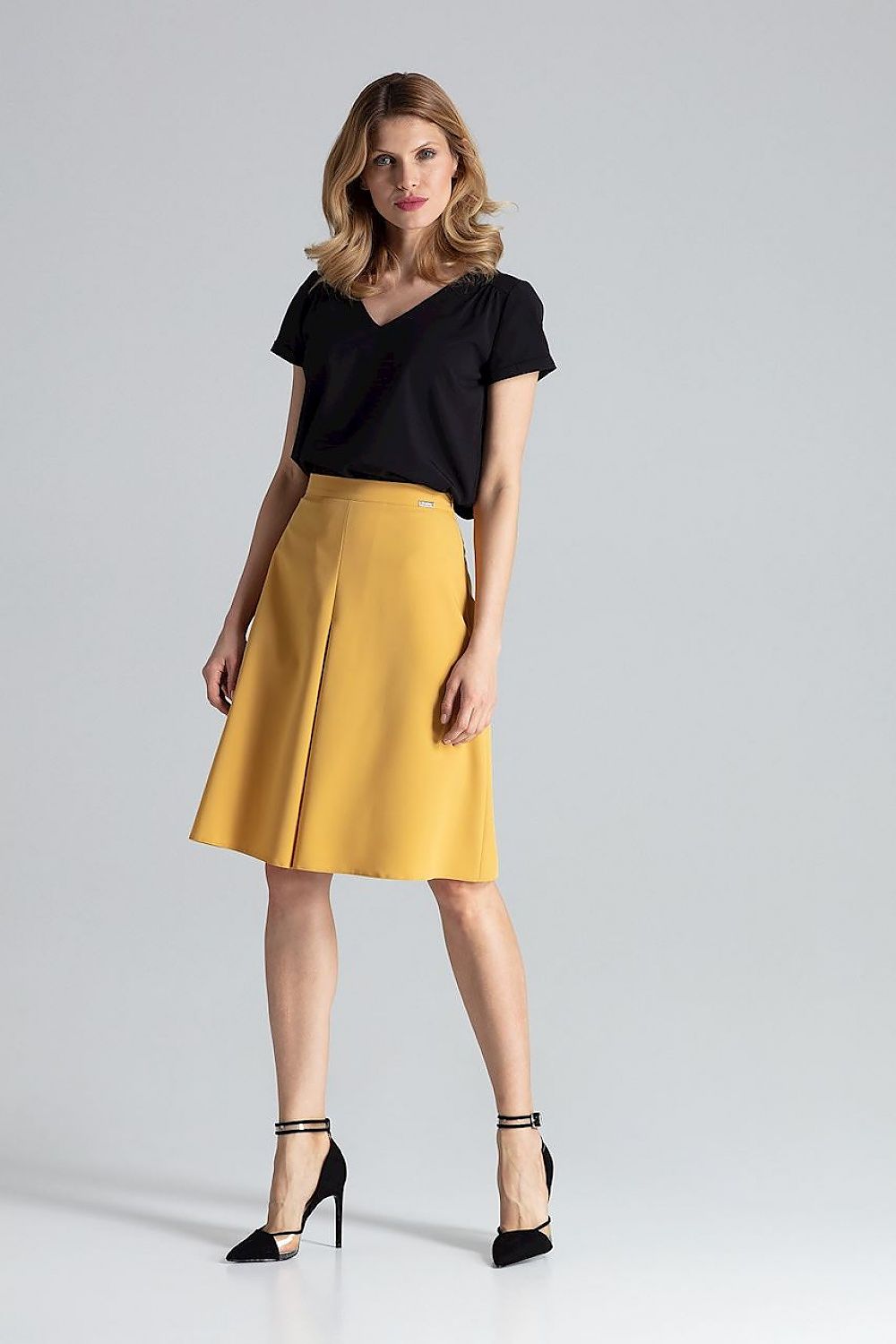 Jupe model 132471 Figl