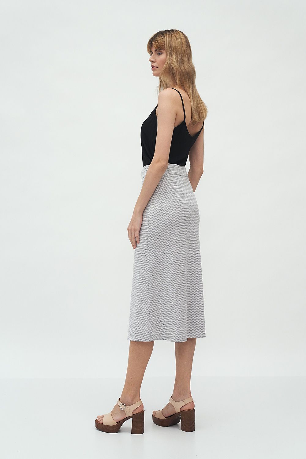 Jupe model 153703 Nife