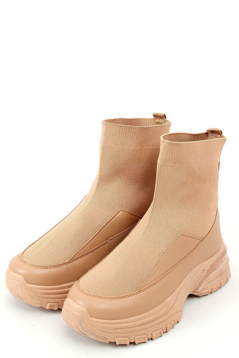 Sports shoes model 158168 Inello