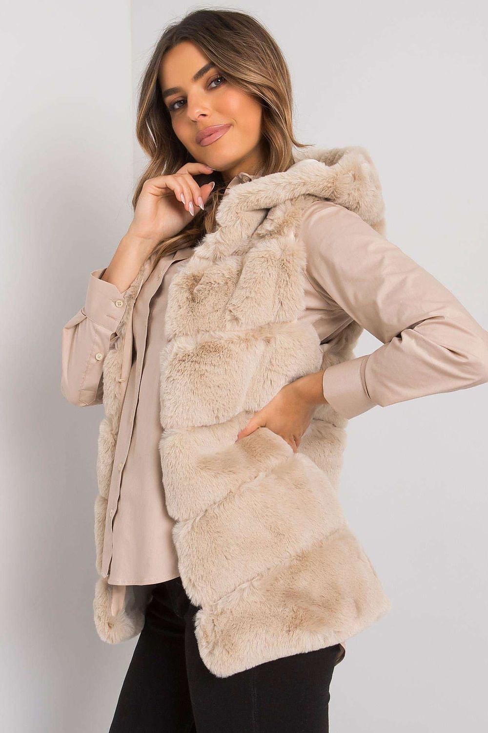 Vest model 159689 Och Bella