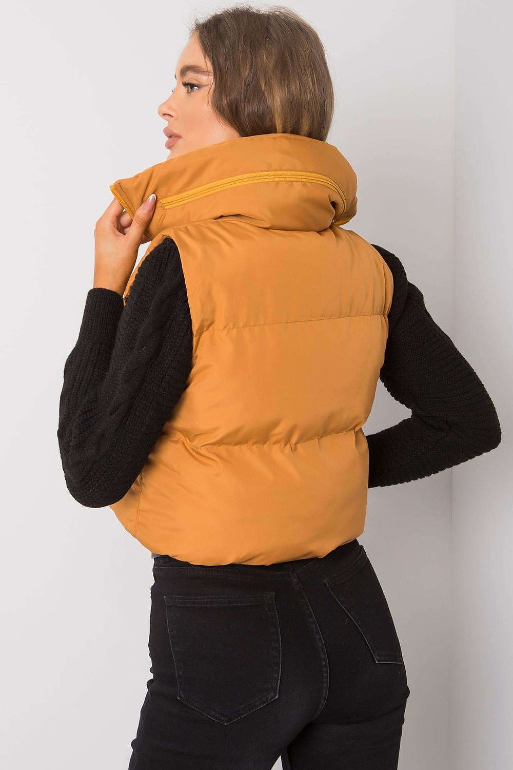 Vest model 160784 Ex Moda
