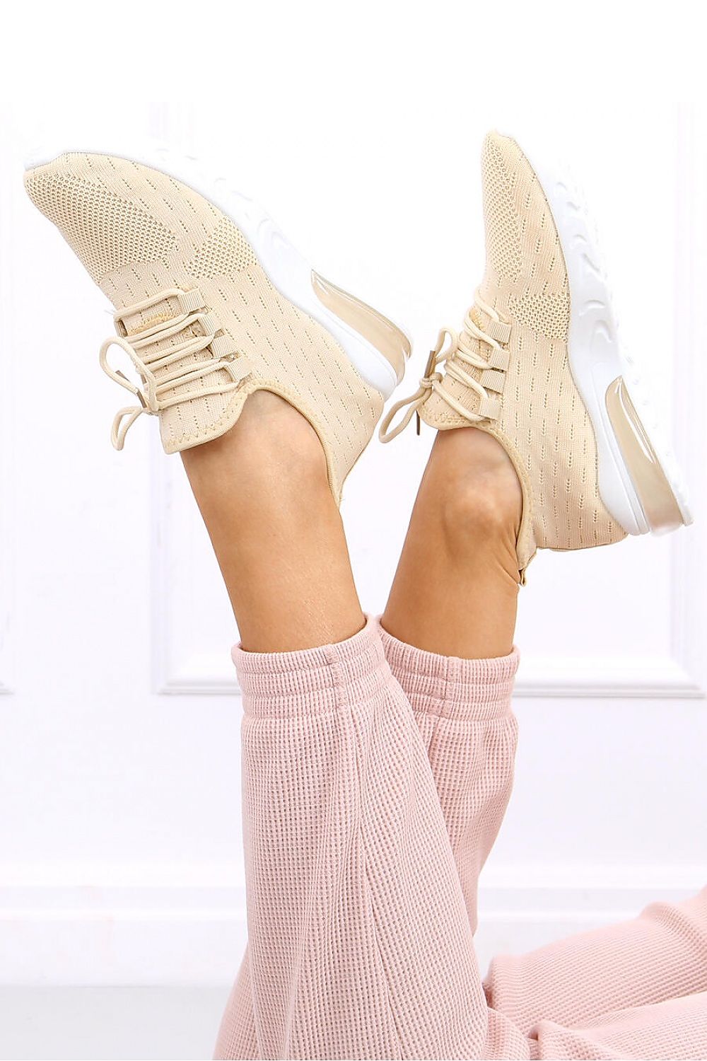 Sports shoes model 161963 Inello