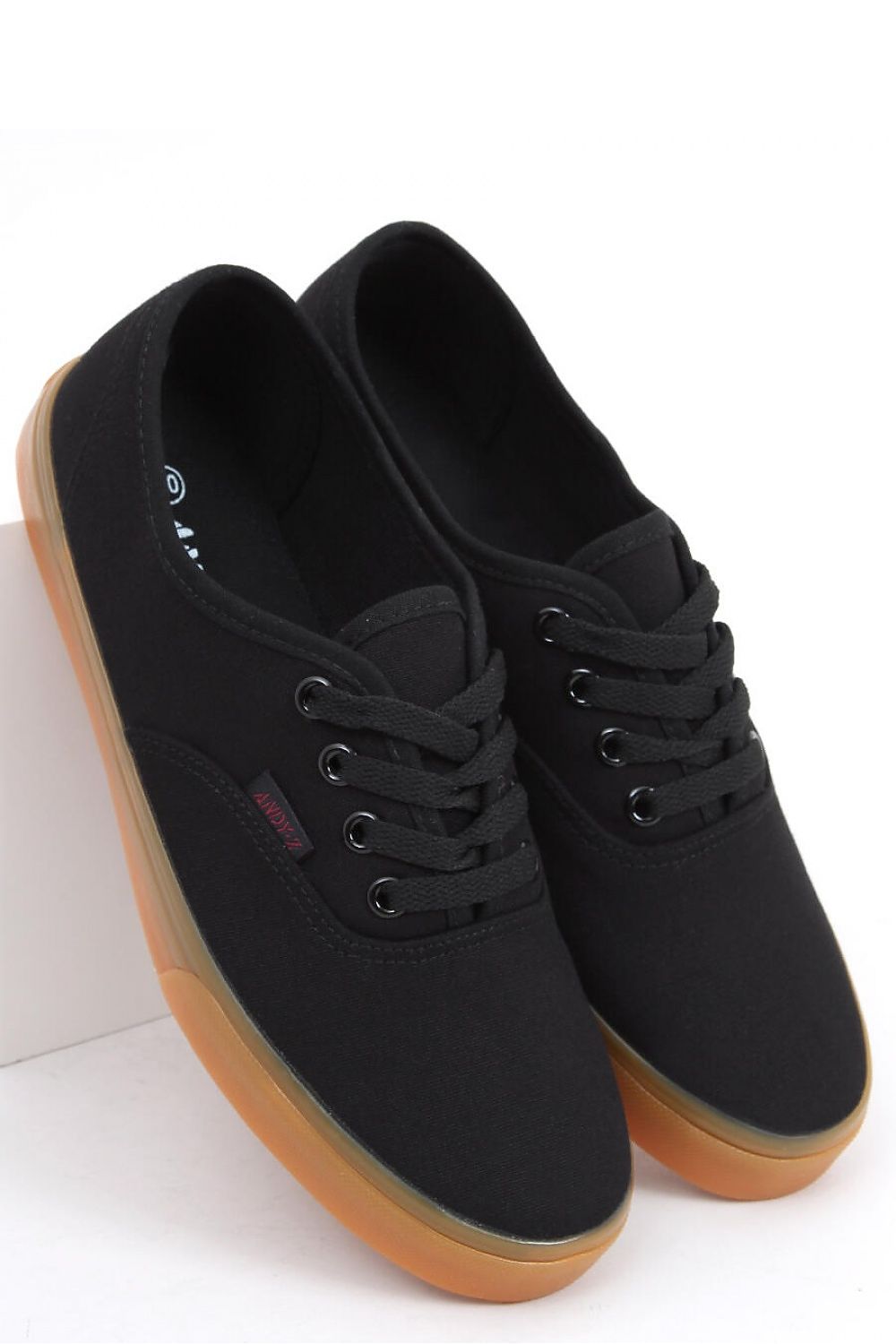 Inello model 162117 sneakers
