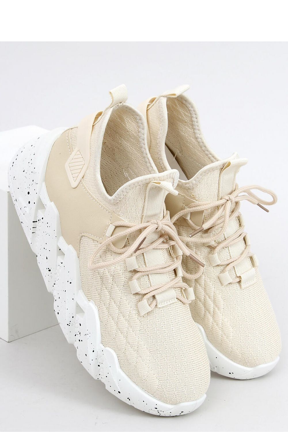 Sports shoes model 162709 Inello