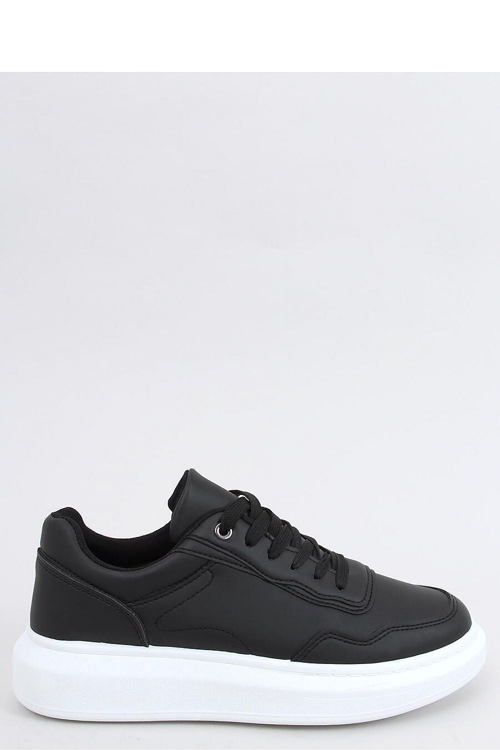 Sports shoes model 162907 Inello