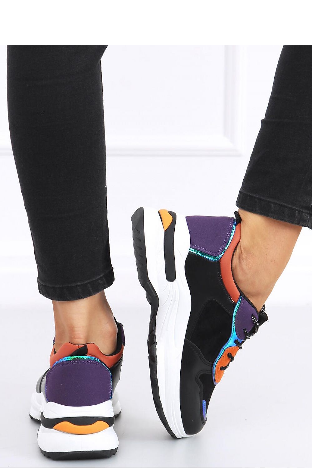 Sports shoes model 163005 Inello