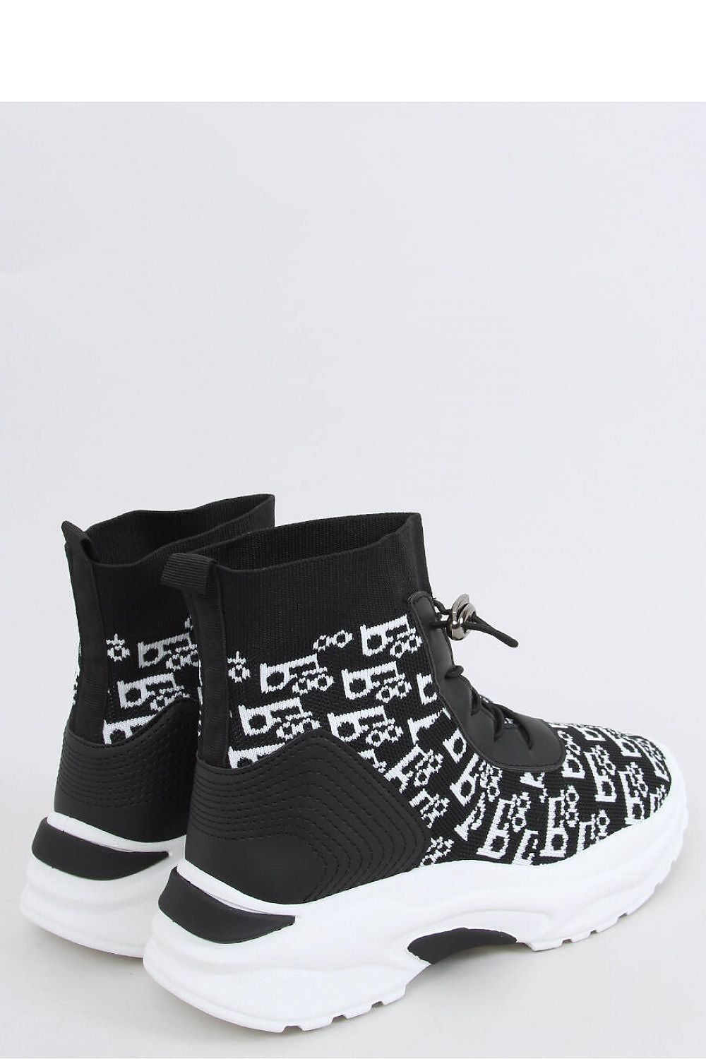 Sports shoes model 163589 Inello