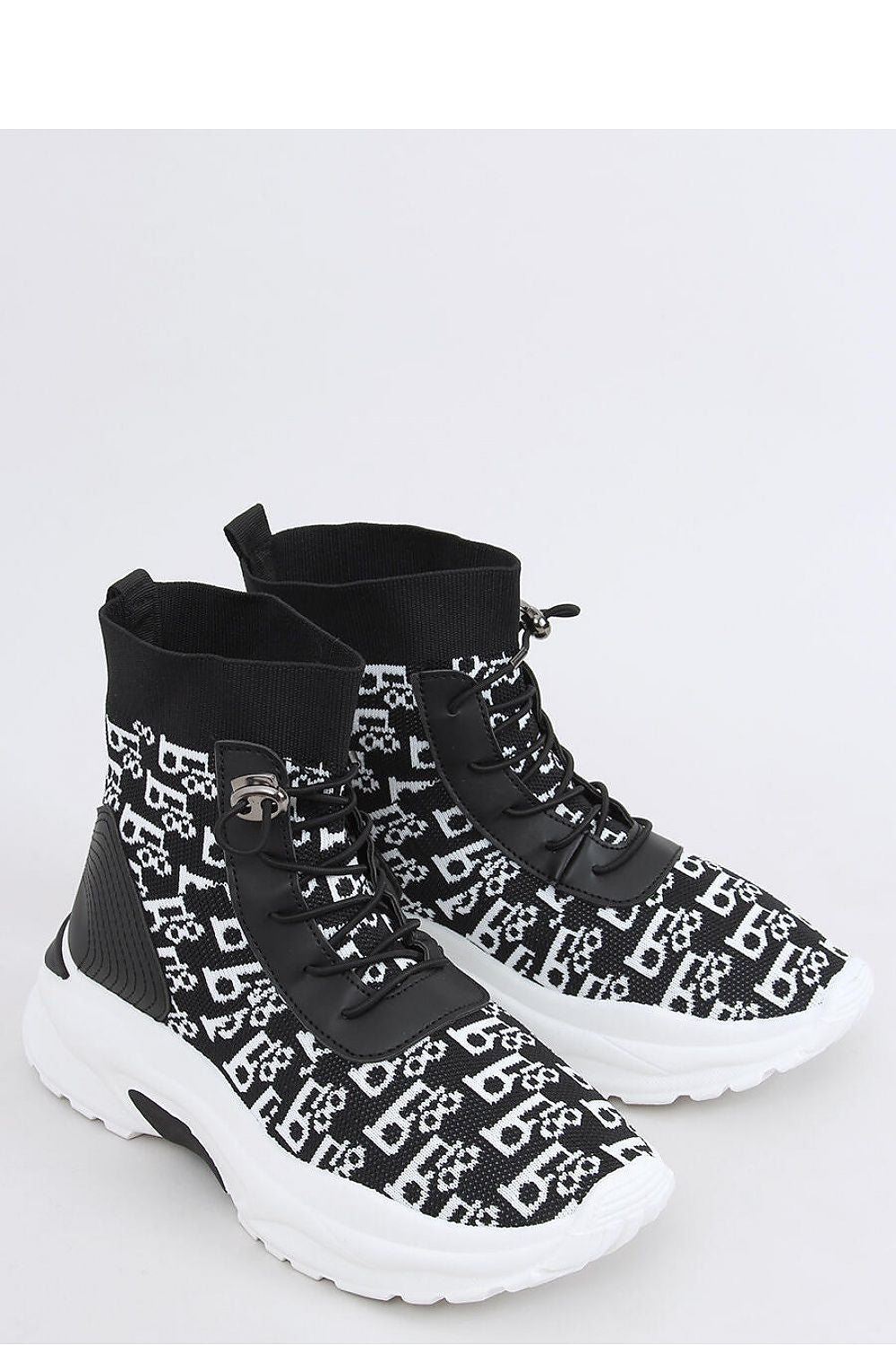 Sports shoes model 163589 Inello