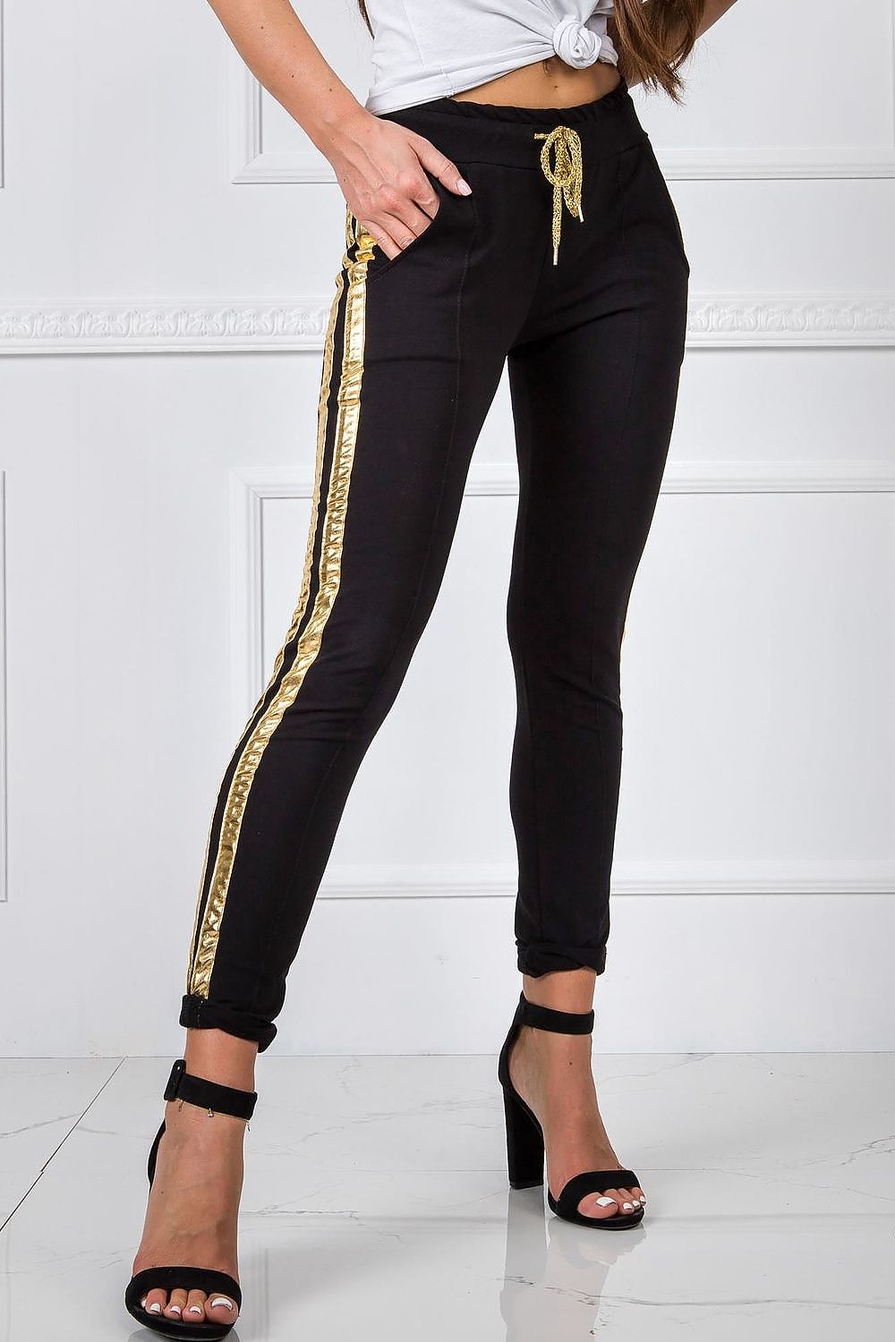 Sweatpants model 166248 BFG