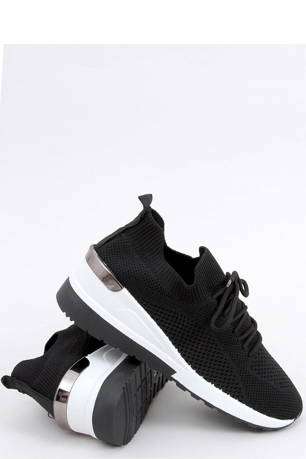Sports shoes model 166601 Inello
