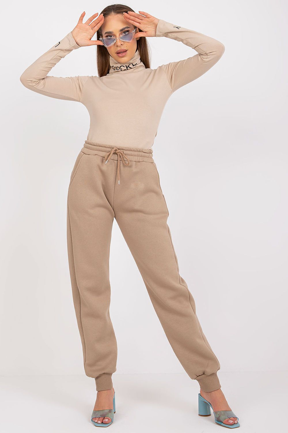 Sweatpants model 166635 Ex Moda