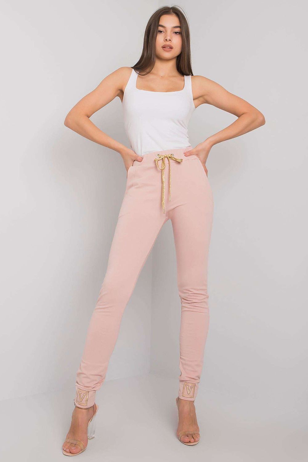 Relevance model 166740 tracksuit pants