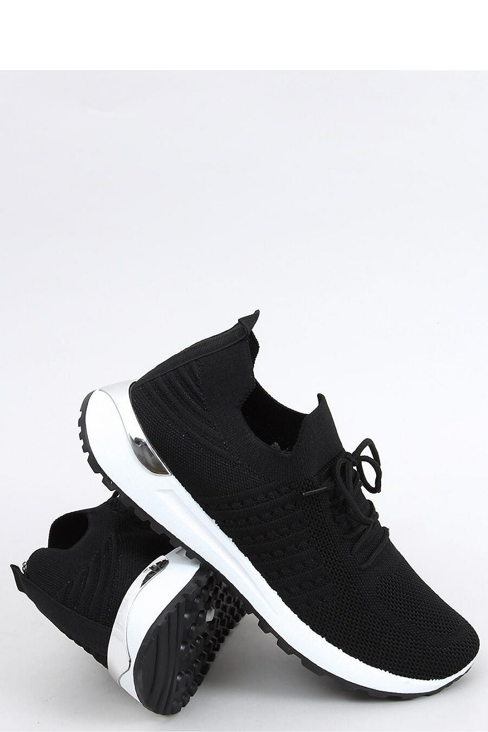 Sports shoes model 166903 Inello
