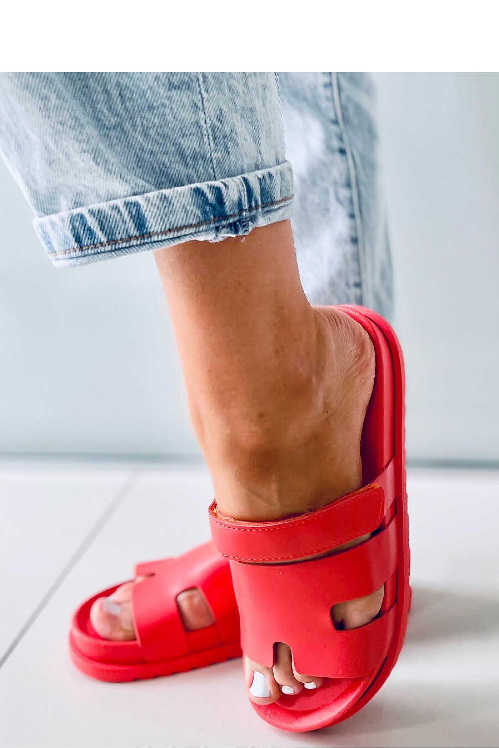 Slides model 167266 Inello