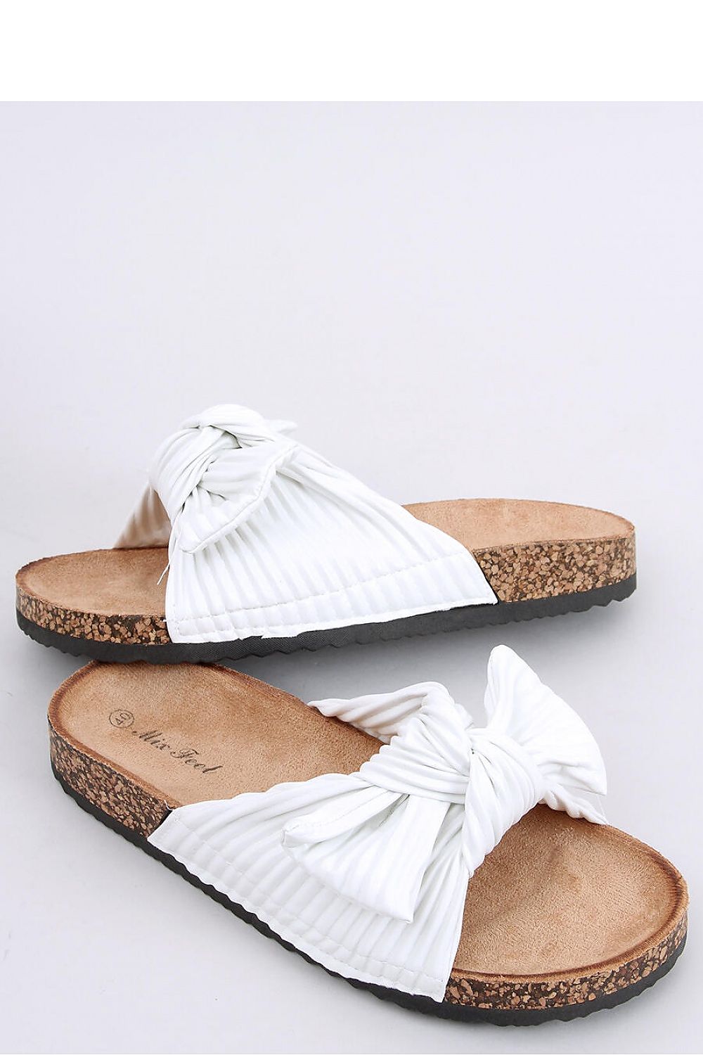 Slides model 167269 Inello