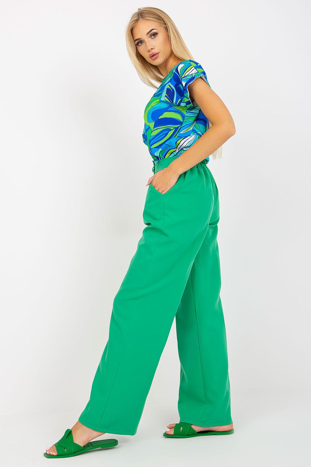 Women's pants model 181351 Italy Moda