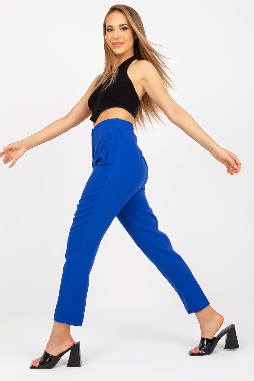 Women's trousers model 168067 Xsapienza