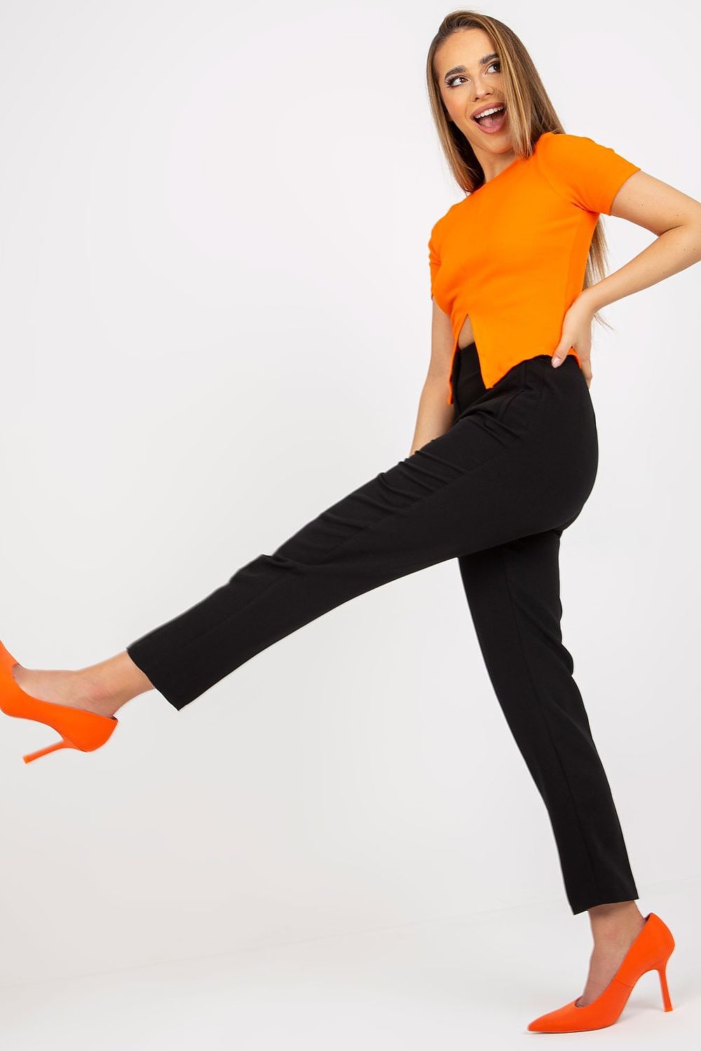 Women's trousers model 168067 Xsapienza