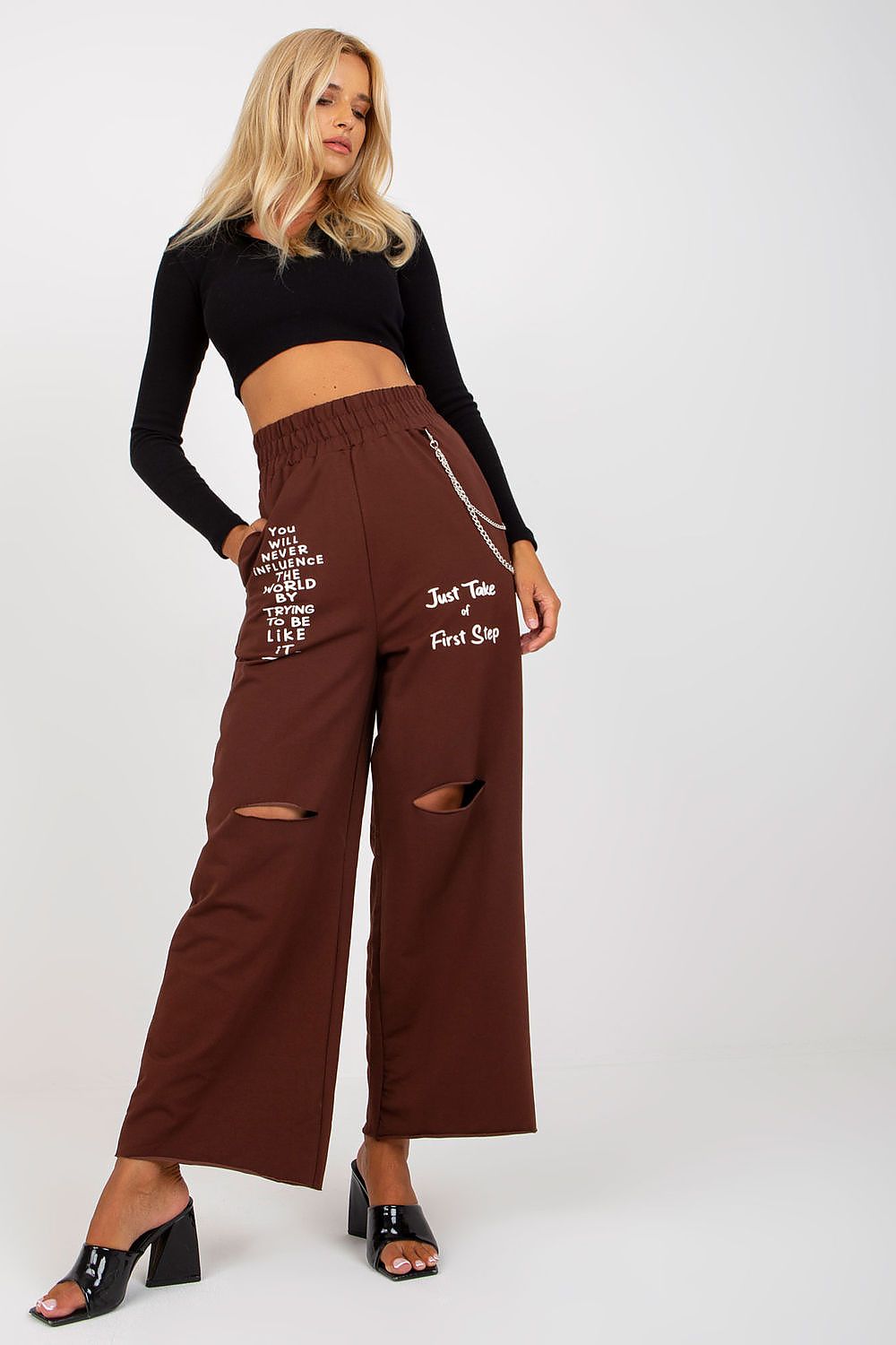 Women's pants model 168264 Fancy