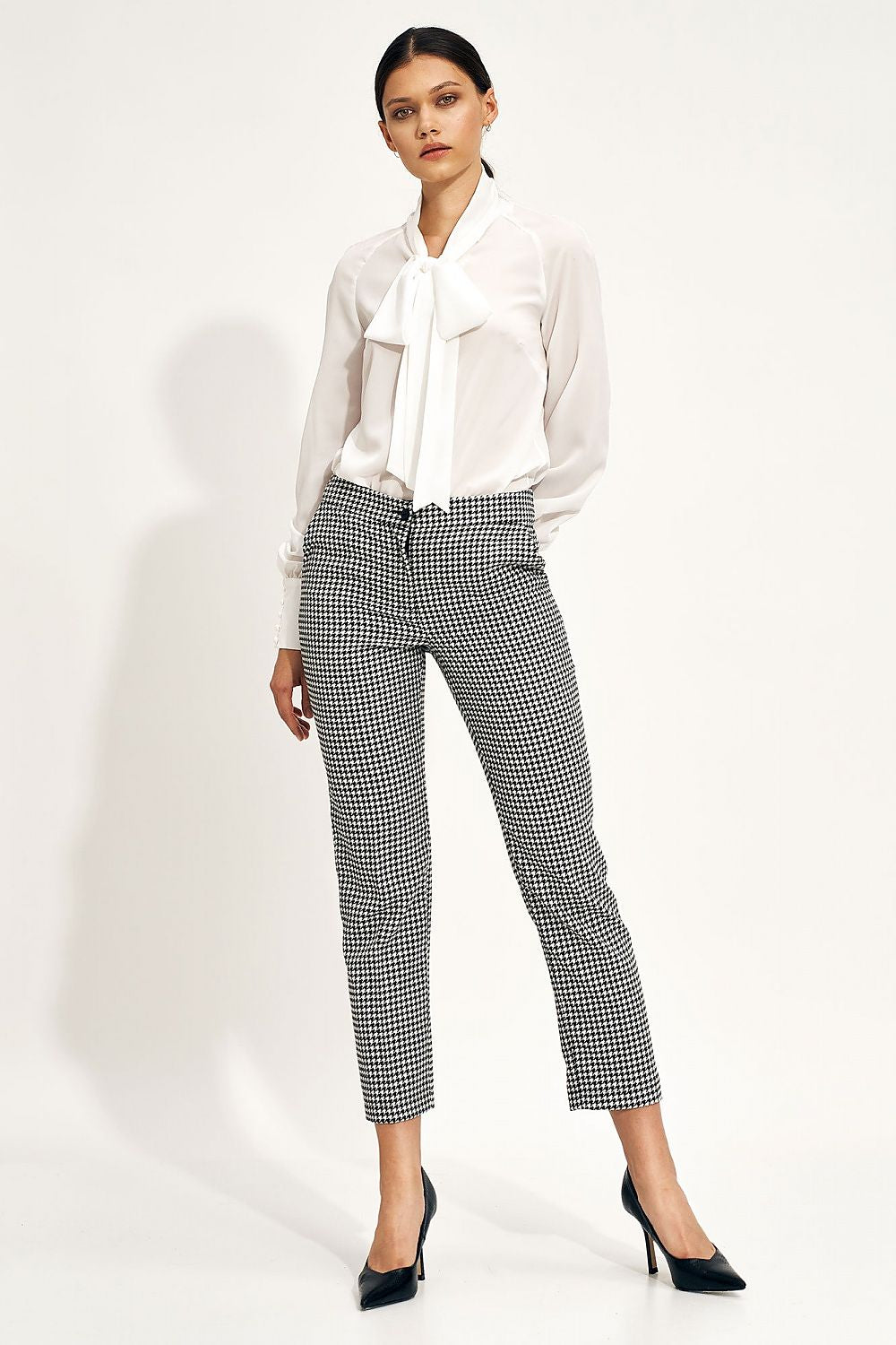 Women's pants model 171287 Nife