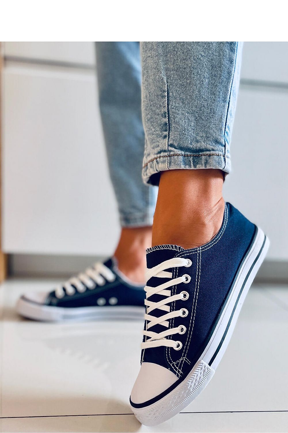 Inello model 170664 sneakers