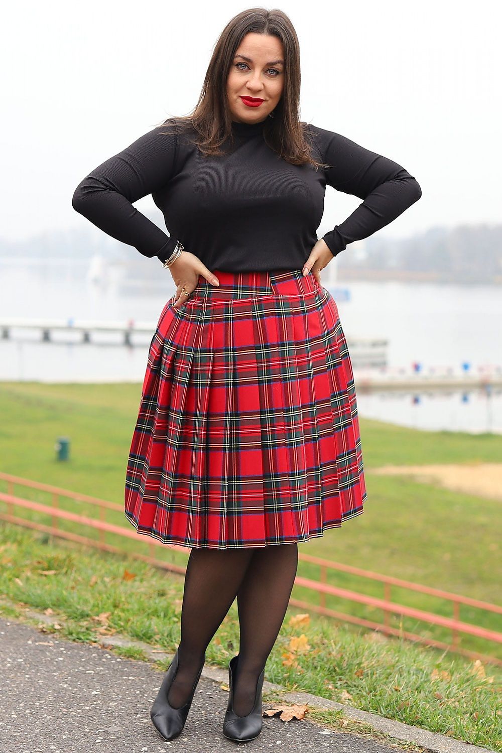 Plus size skirt model 171498 Karko