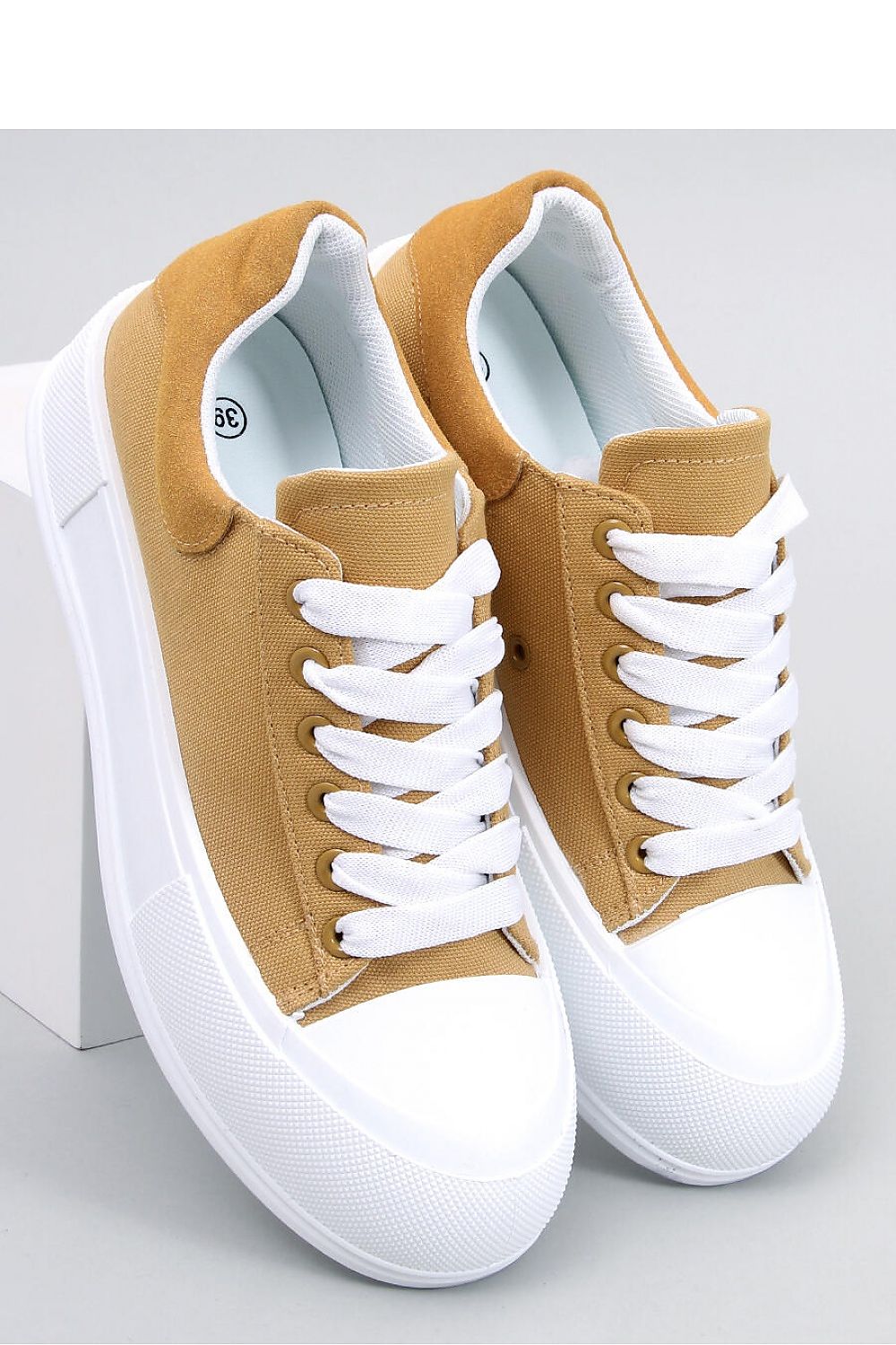 Inello model 177310 sneakers