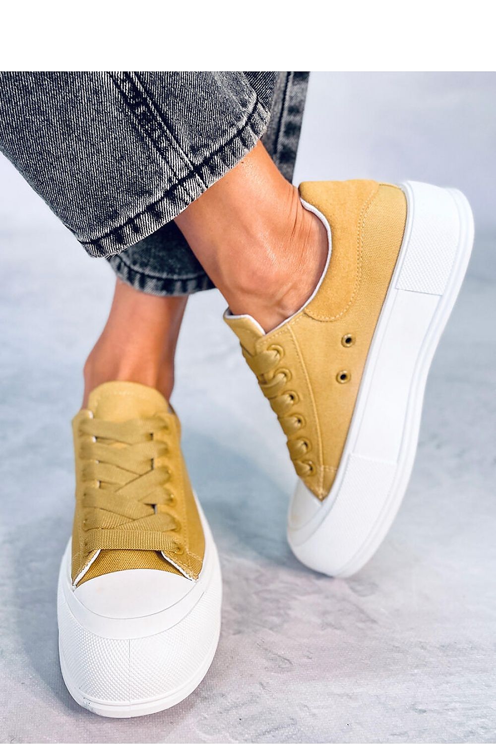 Inello model 177310 sneakers