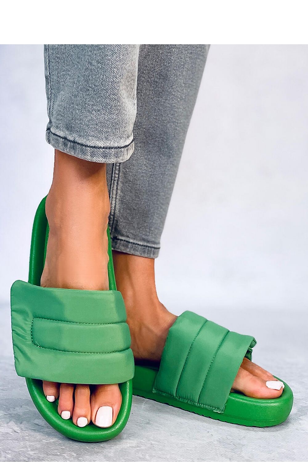 Slides model 177315 Inello
