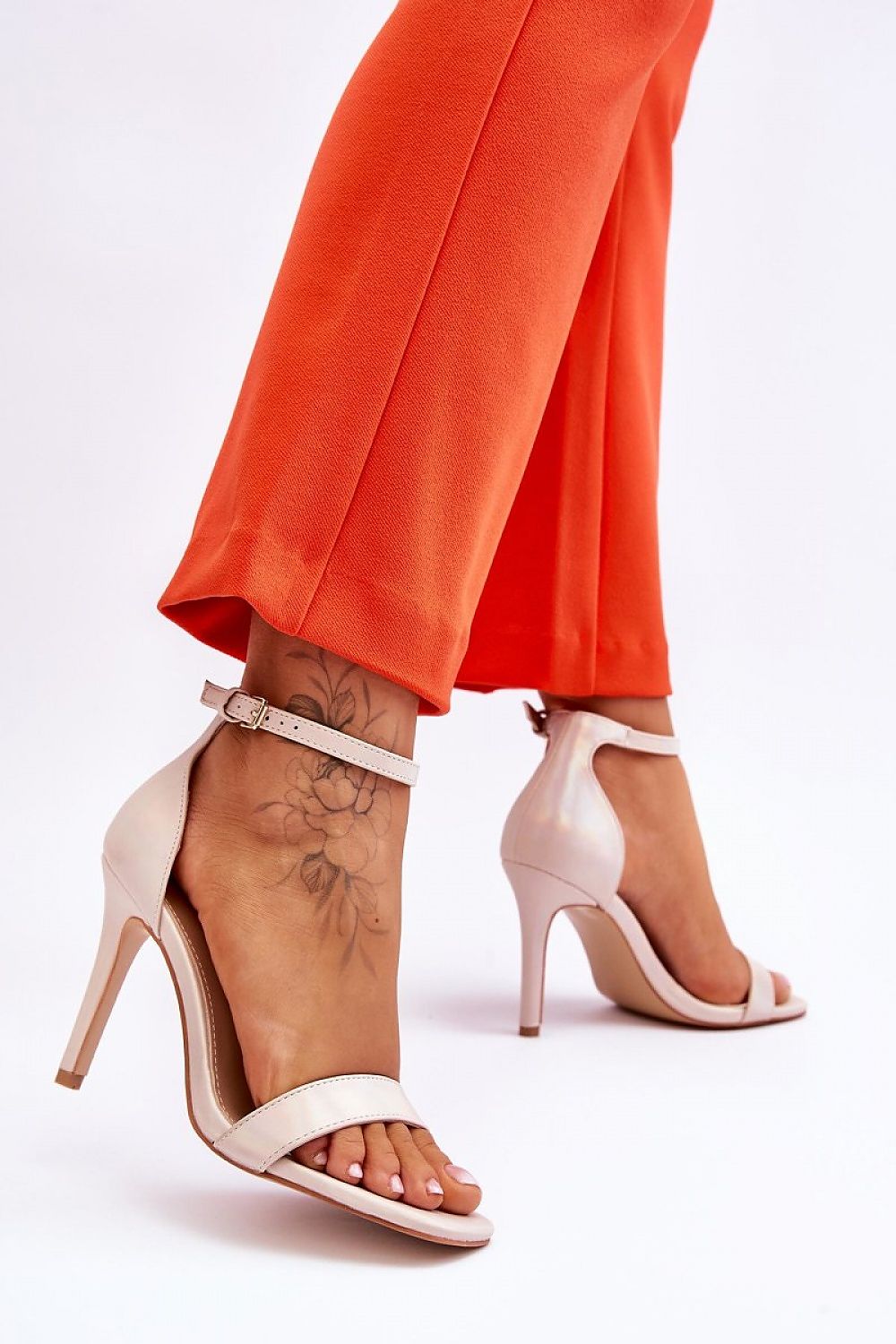 Heeled sandals model 177463 Step in style