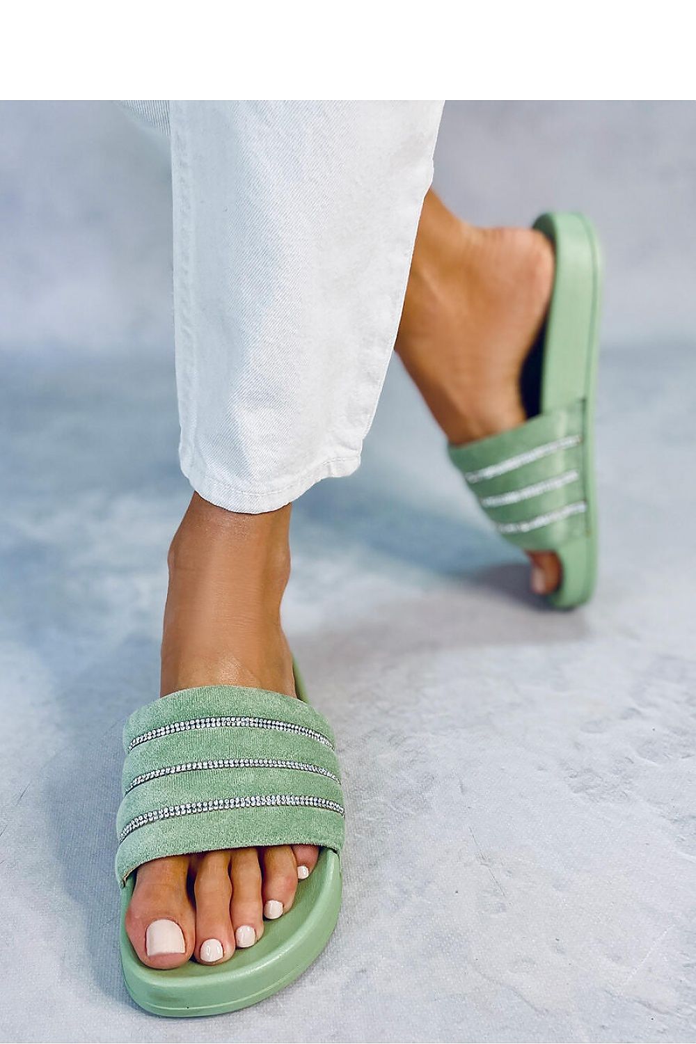 Slides model 177637 Inello