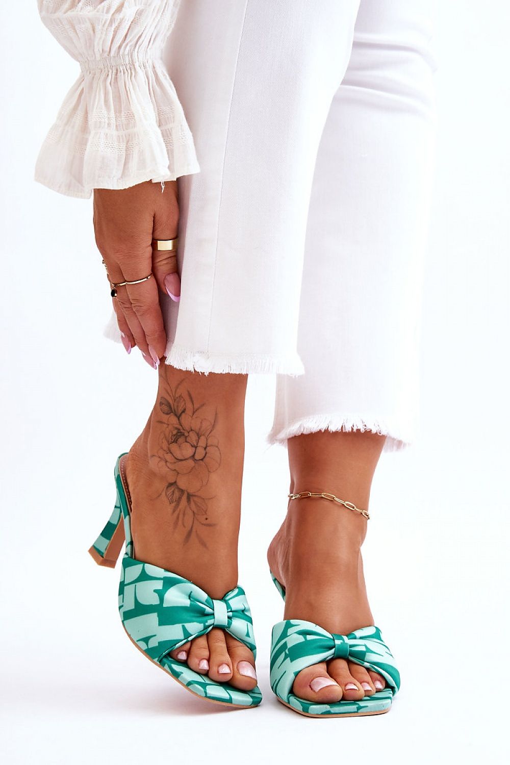 Slides model 178374 Step in style