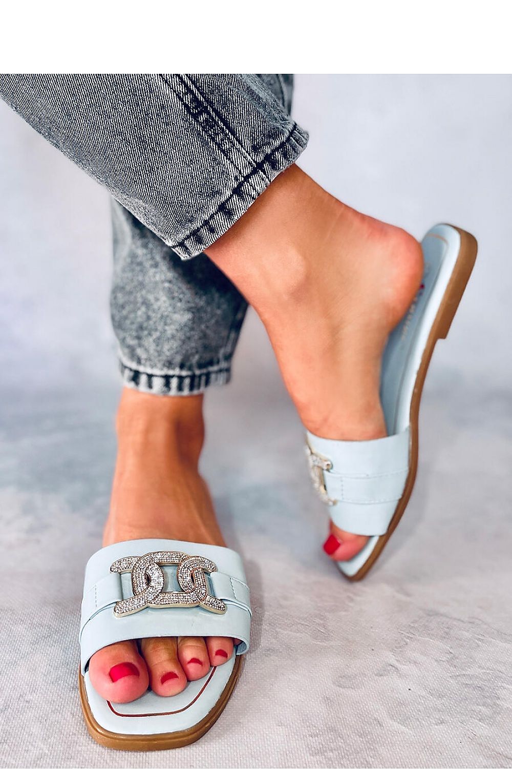 Slides model 179284 Inello