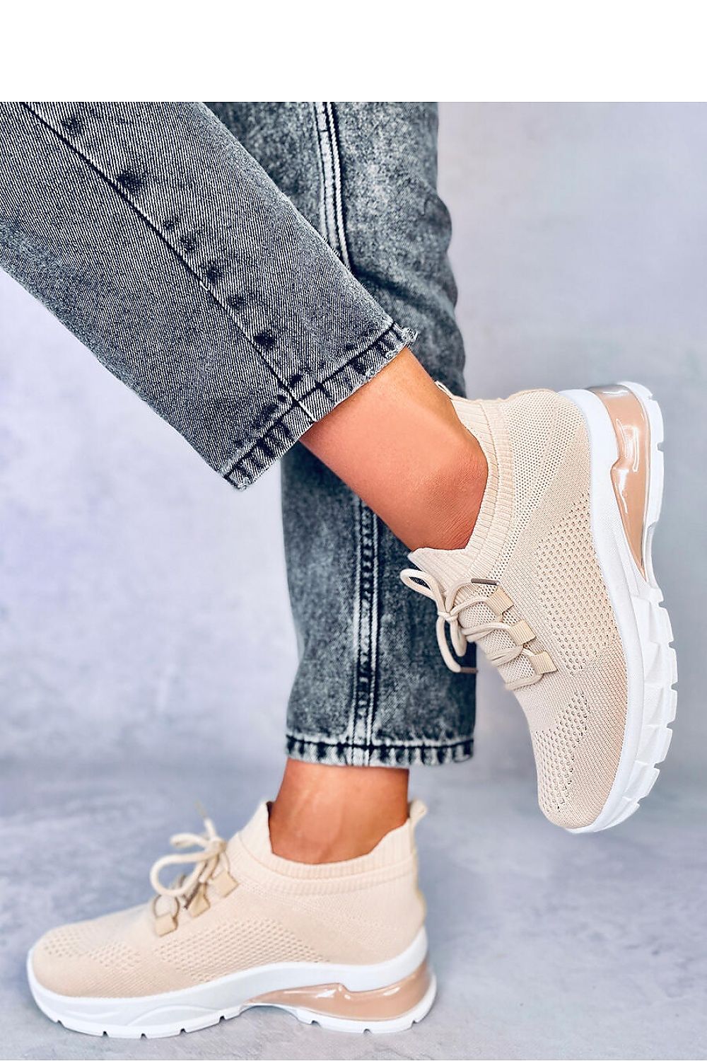 Sports shoes model 179301 Inello
