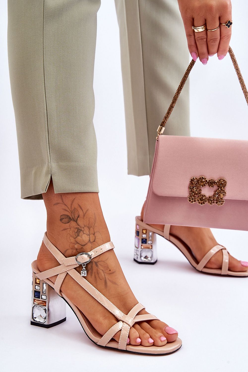 Heeled sandals model 179864 Step in style