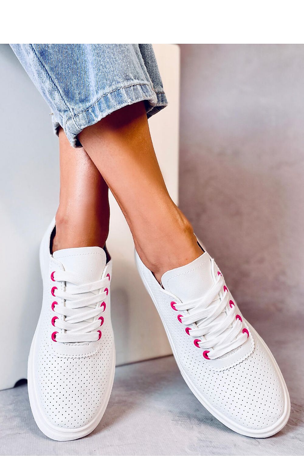 Inello model 179940 sneakers