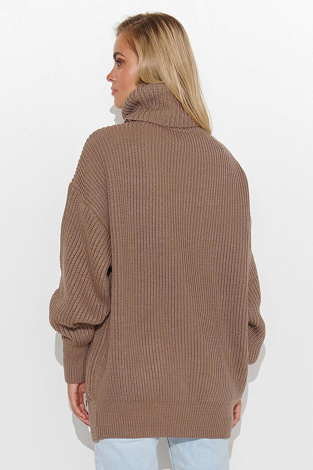 Col roulé model 185216 Makadamia