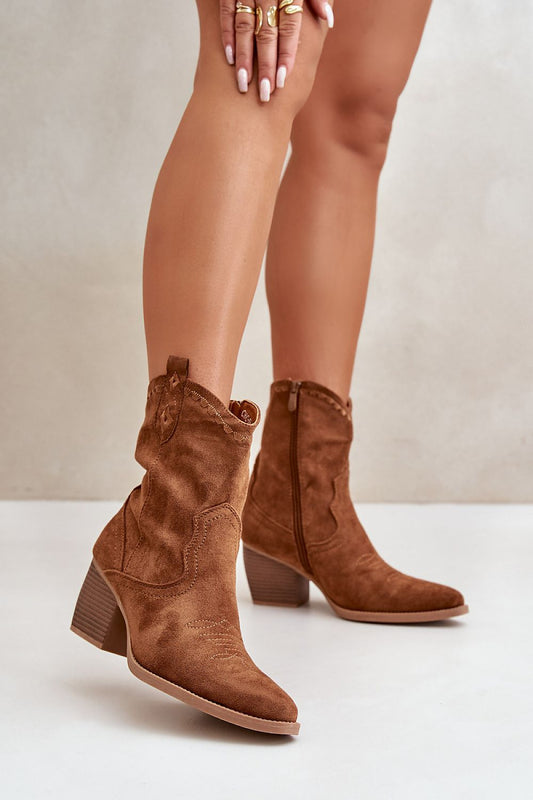 Heeled boots model 202164 Step in style