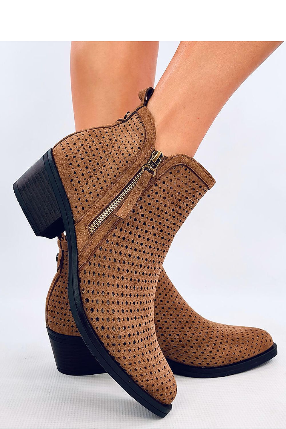Heeled boots model 202357 Inello