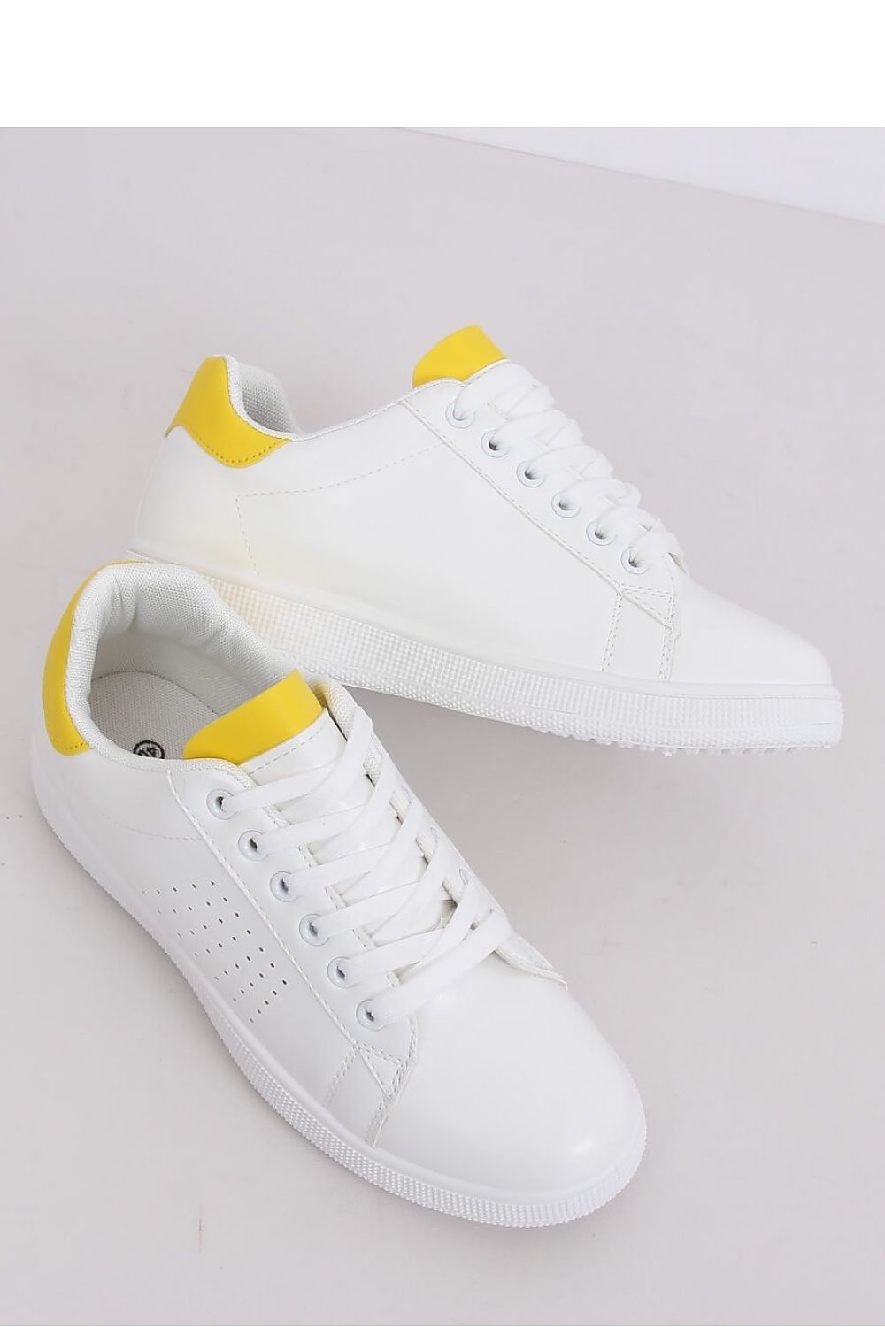 Inello model 143066 sneakers
