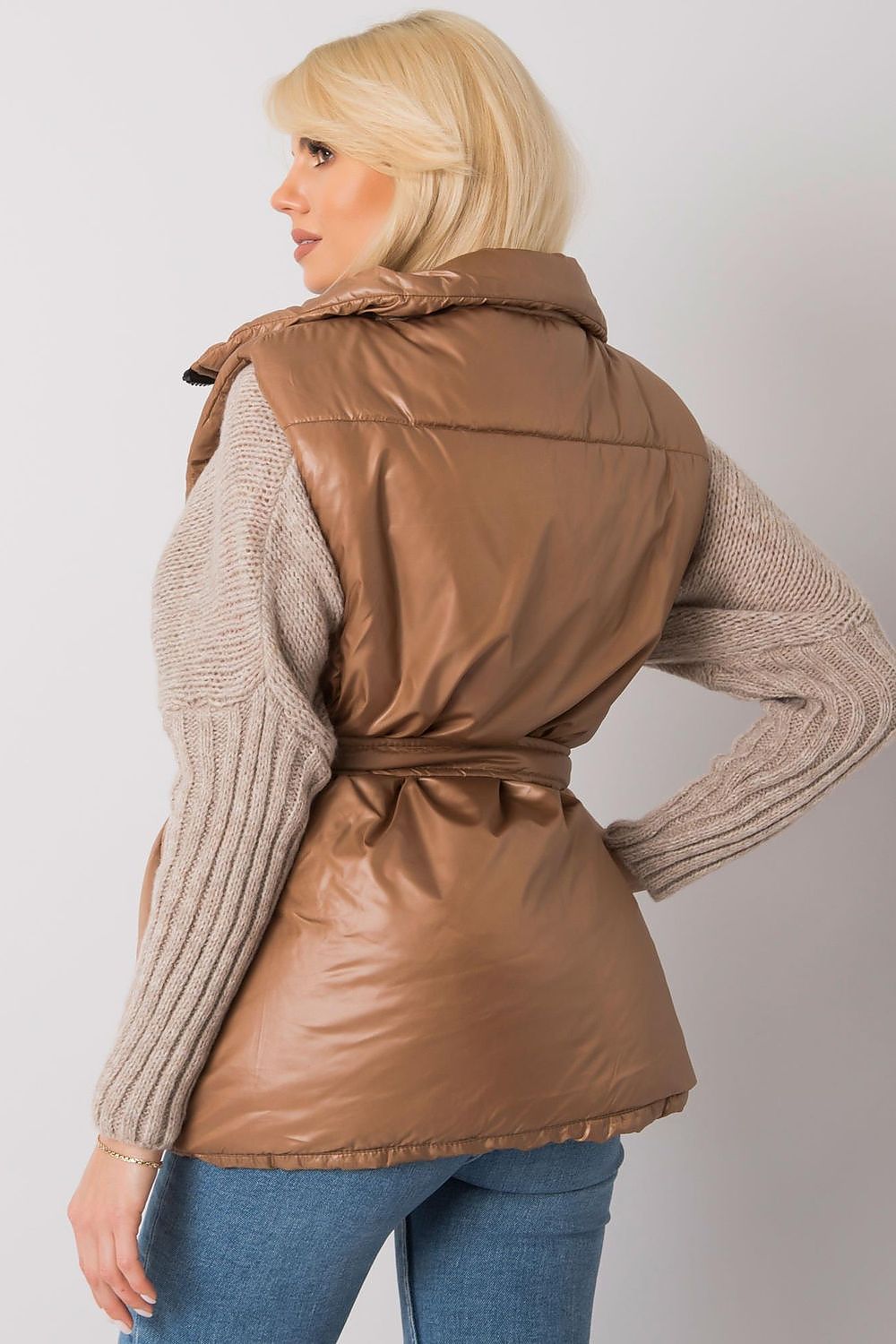 Vest model 160781 Ex Moda