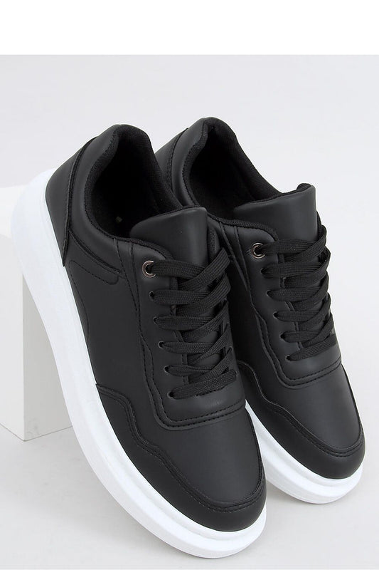 Sports shoes model 162907 Inello
