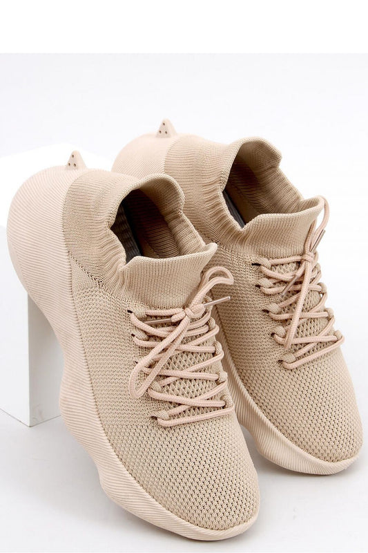 Sports shoes model 166618 Inello