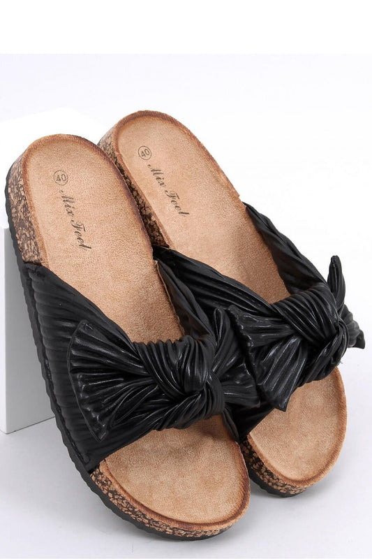 Slides model 167270 Inello